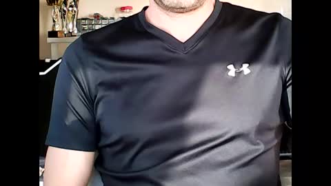 danibig94 online show from December 3, 2025, 2:59 pm