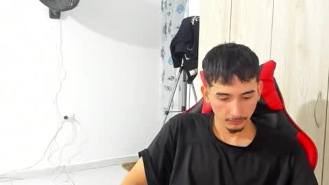 Snapshot of daniel_443 chatting on March 5, 2026, 2:51 am DANIEL online show from March 5, 2026, 2:51 am