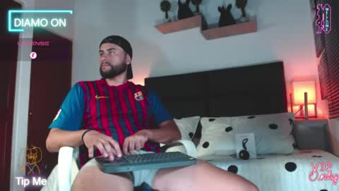  DANIEL HUNTHER online show from March 25, 2026, 2:34 pm