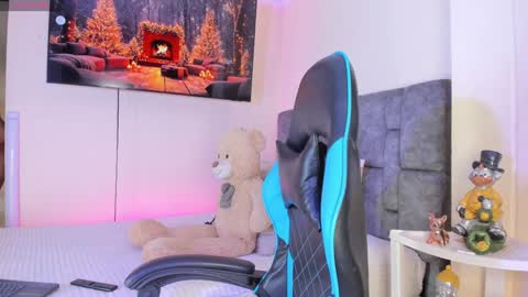 danielasexya online show from December 24, 2024, 7:55 pm