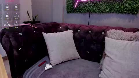 Dani online show from March 7, 2026, 8:28 pm