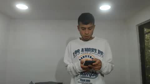 danielitopapii online show from February 18, 2025, 12:17 pm