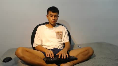 danielitopapii online show from March 4, 2025, 9:54 pm