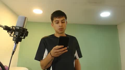 danielitopapii online show from June 10, 2026, 1:32 pm