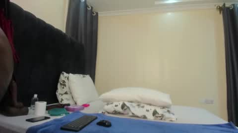 Snapshot of danielle_rock chatting on February 20, 2025, 10:26 pm danielle_rock online show from February 20, 2025, 10:26 pm