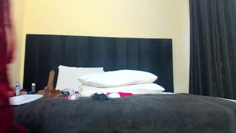 Snapshot of danielle_rock chatting on March 11, 2025, 7:15 am danielle_rock online show from March 11, 2025, 7:15 am