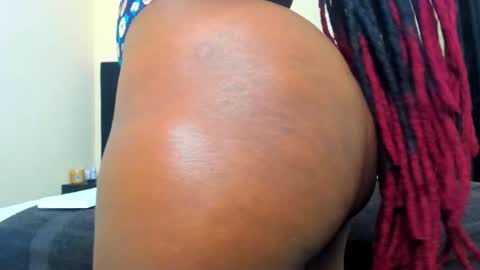 Snapshot of danielle_rock chatting on March 11, 2025, 7:14 pm danielle_rock online show from March 11, 2025, 7:14 pm