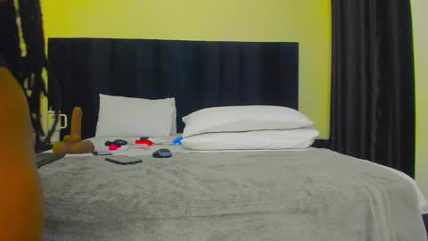 Snapshot of danielle_rock chatting on September 14, 2025, 10:47 am danielle_rock online show from September 14, 2025, 10:47 am