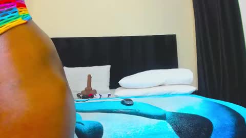 Snapshot of danielle_rock chatting on November 22, 2025, 1:43 pm danielle_rock online show from November 22, 2025, 1:43 pm