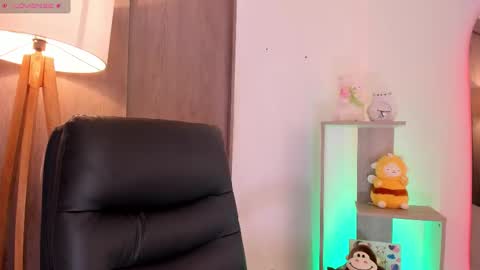 Danielle Rose online show from November 22, 2025, 10:53 pm