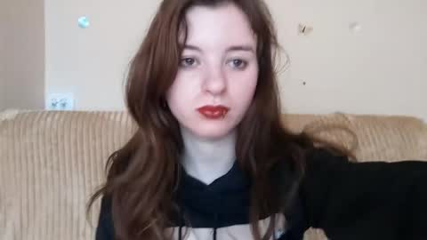 Snapshot of daniellevaulet chatting on June 8, 2026, 7:09 am Mia online show from June 8, 2026, 7:09 am