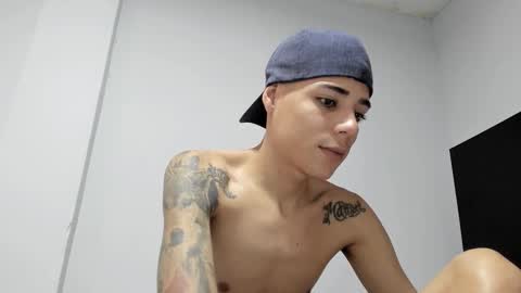 danielsanta188 online show from February 27, 2026, 4:29 pm