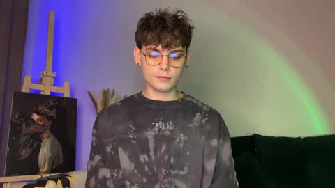 danieltuckerr online show from March 25, 2026, 11:22 pm