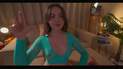      online show from April 21, 2026, 1:42 am