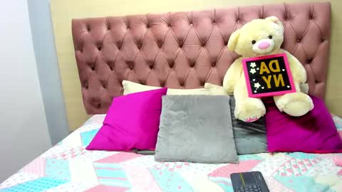 DaniiBelluci  online show from February 17, 2025, 8:52 am