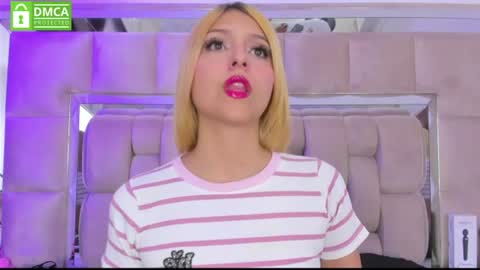 Snapshot of daniiela_beteche777 chatting on June 24, 2026, 8:08 pm DANIELA online show from June 24, 2026, 8:08 pm