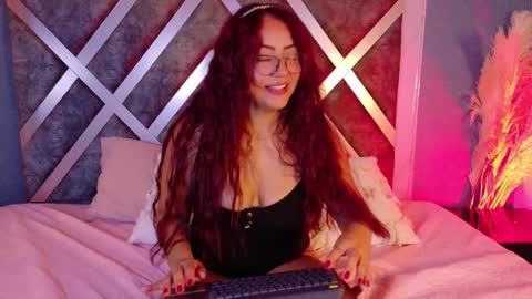 daninianderson online show from September 18, 2025, 5:09 am