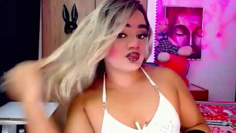 danipein online show from October 7, 2025, 11:18 am