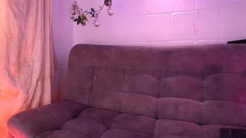 danita_veelz online show from December 9, 2024, 5:41 pm