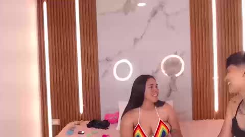 Danniela y Victoria online show from March 12, 2026, 8:15 pm