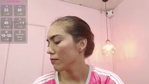 danna7cute online show from October 8, 2025, 9:34 pm