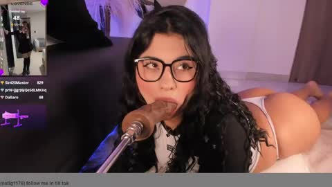 Snapshot of danna_adams1 chatting on May 22, 2026, 6:46 pm danna_adams1 online show from May 22, 2026, 6:46 pm