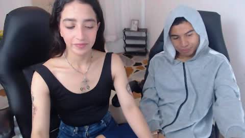 Snapshot of danna_and_joshua chatting on April 27, 2026, 2:15 pm Danna-Josh online show from April 27, 2026, 2:15 pm