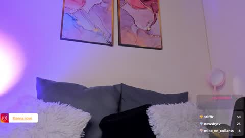 Danna Lovs online show from January 23, 2025, 5:21 pm