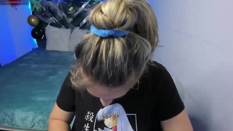 Danna martinezz online show from October 22, 2025, 12:00 am