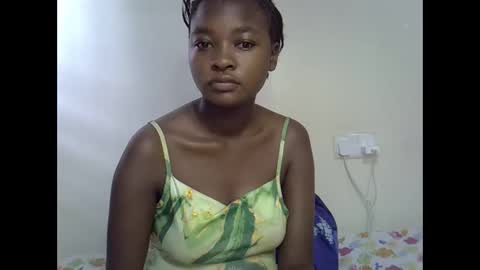 danna_miki online show from November 23, 2025, 12:05 pm