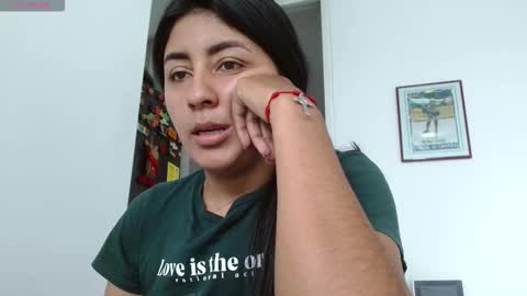 Danna online show from November 6, 2025, 3:57 pm