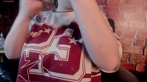 DANNA PINK online show from April 11, 2026, 12:20 pm