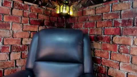 DANNA PINK online show from April 22, 2026, 10:50 am