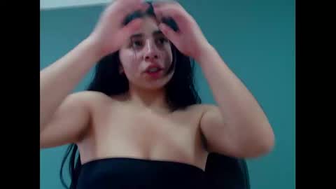 Snapshot of danna_rouses_ chatting on January 4, 2025, 1:31 pm dannarouses online show from January 4, 2025, 1:31 pm