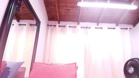 Snapshot of dannaberlin chatting on January 23, 2025, 7:18 pm Danna Berlin online show from January 23, 2025, 7:18 pm