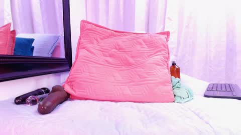 Snapshot of dannaberlin chatting on January 29, 2025, 10:32 pm Danna Berlin online show from January 29, 2025, 10:32 pm