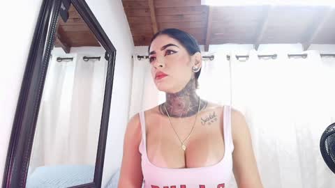 Snapshot of dannaberlin chatting on January 31, 2025, 7:29 pm Danna Berlin online show from January 31, 2025, 7:29 pm