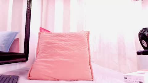 Snapshot of dannaberlin chatting on February 12, 2025, 7:24 pm Danna Berlin online show from February 12, 2025, 7:24 pm