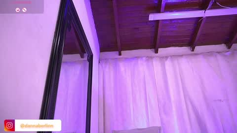 Snapshot of dannaberlin chatting on September 11, 2025, 7:25 pm Danna Berlin online show from September 11, 2025, 7:25 pm