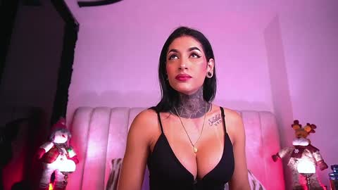 Snapshot of dannaberlin chatting on November 8, 2025, 7:12 pm Danna Berlin online show from November 8, 2025, 7:12 pm