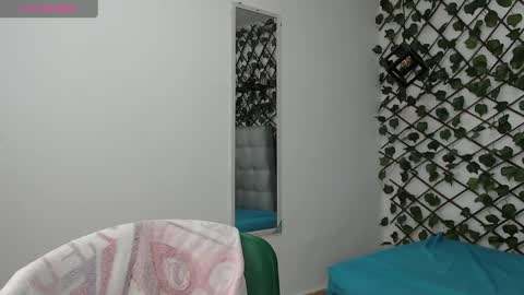 Snapshot of dannaberlin_0 chatting on February 26, 2025, 12:36 pm dannaberlin_0 online show from February 26, 2025, 12:36 pm