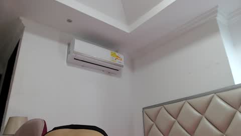 Dannamunoz130 online show from January 20, 2025, 12:07 pm