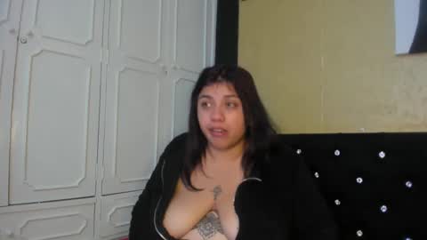 Danna Garza online show from February 20, 2025, 7:55 am