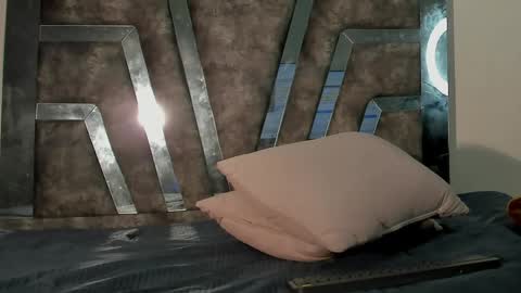 Danna online show from April 29, 2026, 12:31 pm