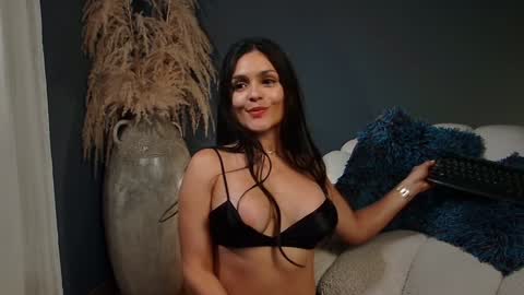 Danna online show from January 19, 2025, 3:39 am