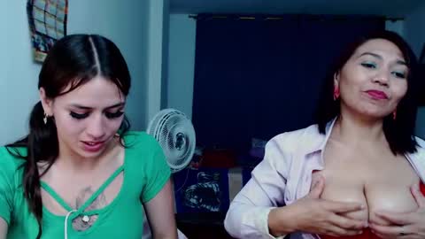 dannamomcerrat online show from February 14, 2025, 5:09 am