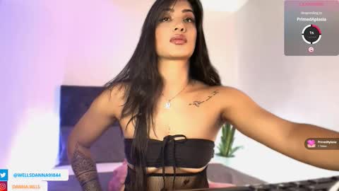 Danna Wells online show from September 20, 2025, 6:09 pm