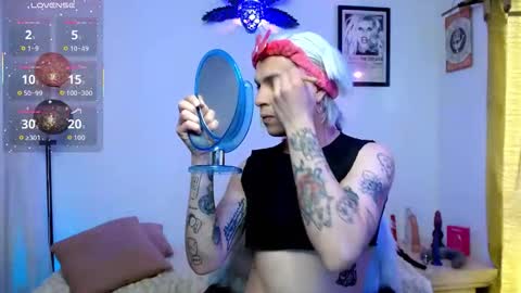 Snapshot of dannihotboy02 chatting on May 15, 2026, 7:10 pm danni online show from May 15, 2026, 7:10 pm