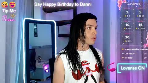 Snapshot of dannihotboy02 chatting on May 28, 2026, 9:01 pm danni online show from May 28, 2026, 9:01 pm