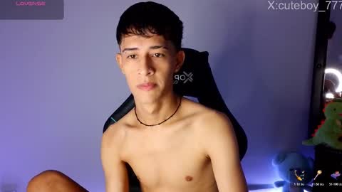 Danny online show from November 5, 2025, 10:04 am